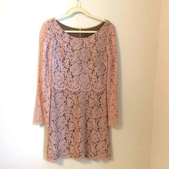 Vera Wang Pink Lace Formal & Fun Dress - Picture 4 of 9